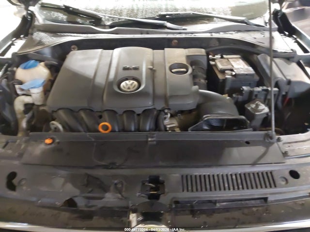 2013 VOLKSWAGEN PASSAT 1VWBH7A33DC092807 Photo 9