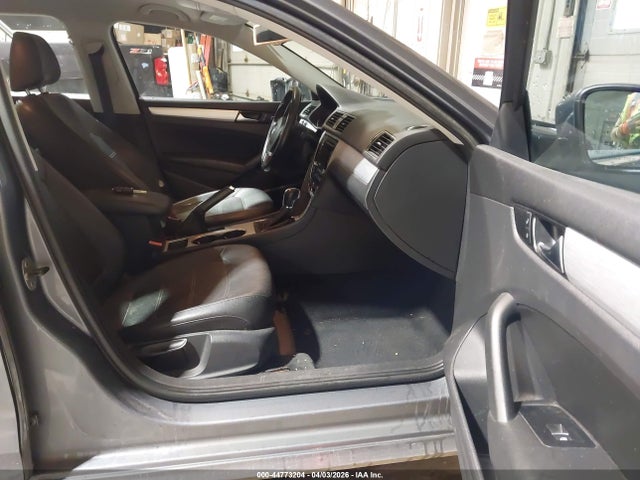 2013 VOLKSWAGEN PASSAT 1VWBH7A33DC092807 Photo 4