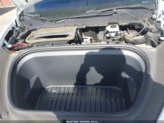 5YJYGDEE5LF019613 Tesla Model Y Long Range Dual Motor All-wheel Drive