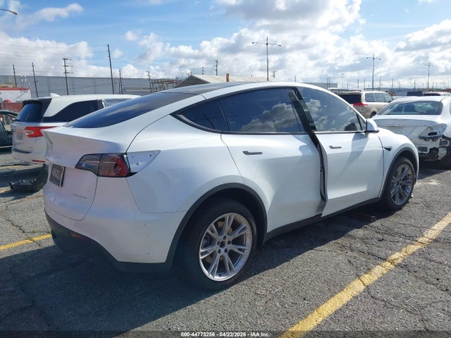 5YJYGDEE5LF019613 Tesla Model Y Long Range Dual Motor All-wheel Drive