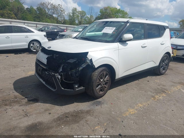 2021 Kia Soul S მანქანა იყიდება აუქციონზე, vin: KNDJ23AU9M7146203, აუქციონის ნომერი: 44773289