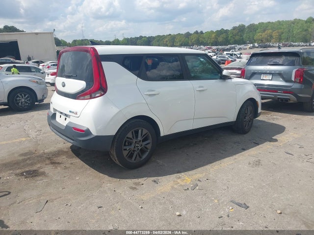 2021 Kia Soul S მანქანა იყიდება აუქციონზე, vin: KNDJ23AU9M7146203, აუქციონის ნომერი: 44773289