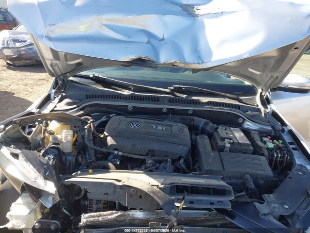3VWD17AJ9EM247727 Volkswagen Jetta 1.8t Se