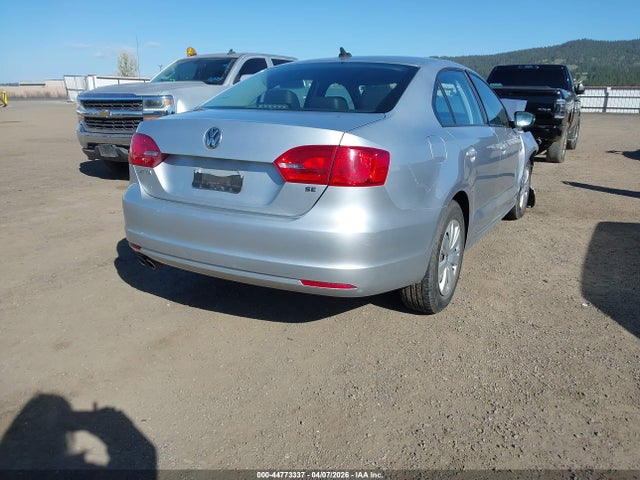 3VWD17AJ9EM247727 Volkswagen Jetta 1.8t Se