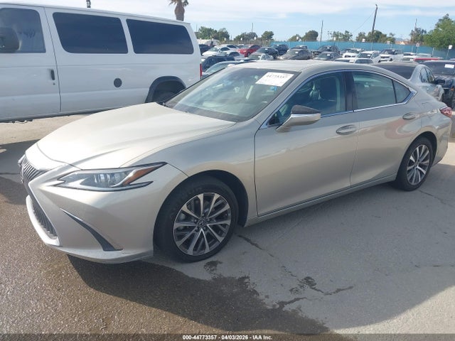 44773357 :رقم المزاد ، 58ABZ1B1XKU049541 vin ، 2019 Lexus Es 350 مزاد بيع
