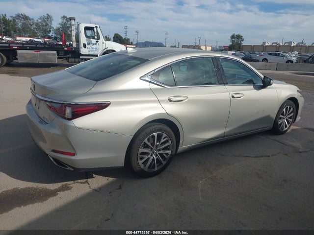 44773357 :رقم المزاد ، 58ABZ1B1XKU049541 vin ، 2019 Lexus Es 350 مزاد بيع
