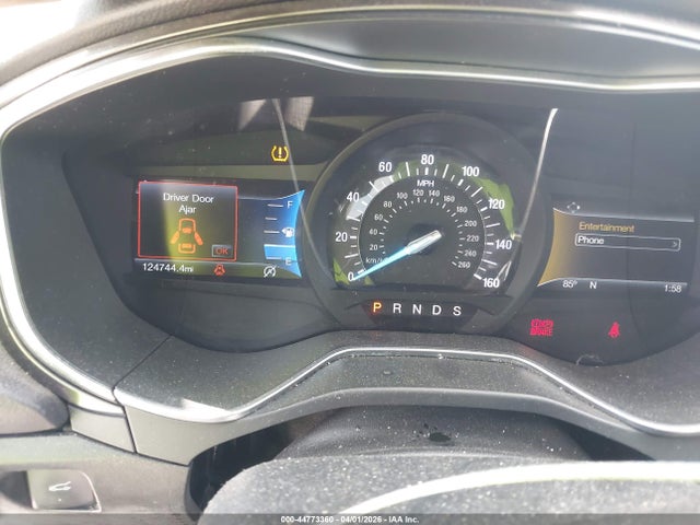 3FA6P0HDXHR257861 Ford FUSION SE