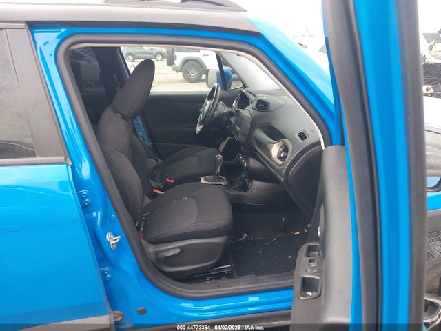2015 Jeep Renegade Latitude მანქანა იყიდება აუქციონზე, vin: ZACCJBBT9FPB25059, აუქციონის ნომერი: 44773364