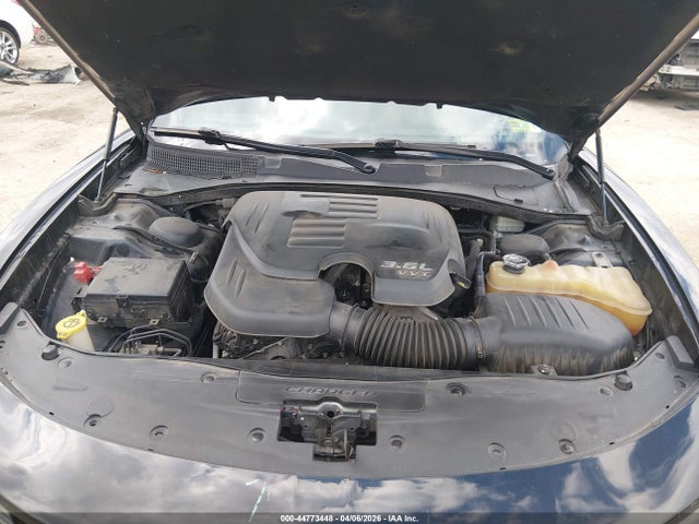 2015 Dodge Charger Se მანქანა იყიდება აუქციონზე, vin: 2C3CDXBG8FH725679, აუქციონის ნომერი: 44773448