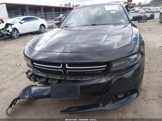 2015 Dodge Charger Se მანქანა იყიდება აუქციონზე, vin: 2C3CDXBG8FH725679, აუქციონის ნომერი: 44773448