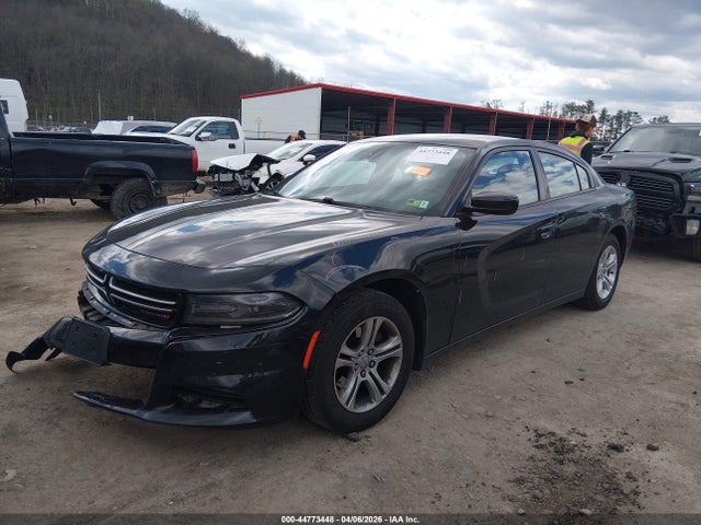 2015 Dodge Charger Se მანქანა იყიდება აუქციონზე, vin: 2C3CDXBG8FH725679, აუქციონის ნომერი: 44773448