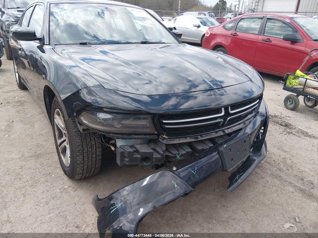2015 Dodge Charger Se მანქანა იყიდება აუქციონზე, vin: 2C3CDXBG8FH725679, აუქციონის ნომერი: 44773448