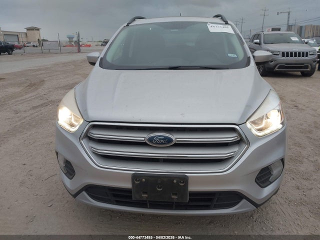 1FMCU9HD9JUA63701 Ford ESCAPE SEL