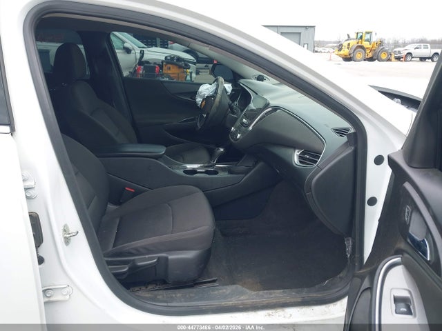 1G1ZD5STXLF078053 Chevrolet Malibu Fwd Lt