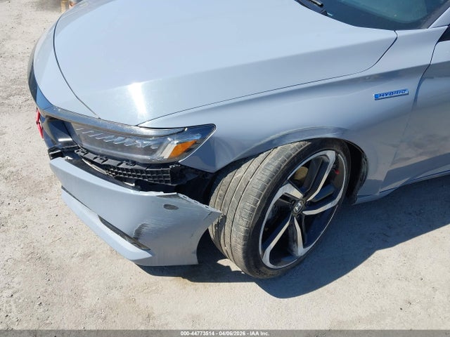 1HGCV3F20NA004142 Honda Accord Hybrid Sport