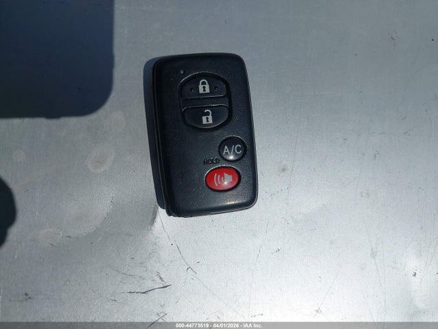 Toyota Prius Plug-in Advanced 2014 JTDKN3DPXE3057573 Image 11
