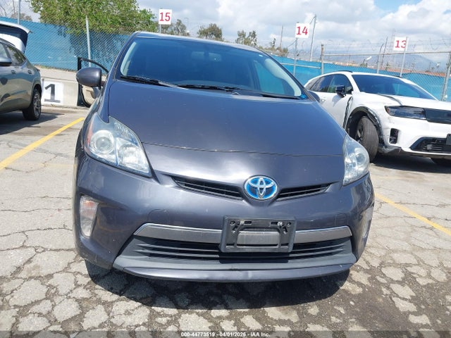 Toyota Prius Plug-in Advanced 2014 JTDKN3DPXE3057573 Image 12