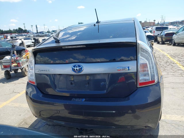 Toyota Prius Plug-in Advanced 2014 JTDKN3DPXE3057573 Image 16