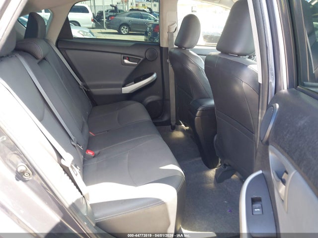 Toyota Prius Plug-in Advanced 2014 JTDKN3DPXE3057573 Image 8