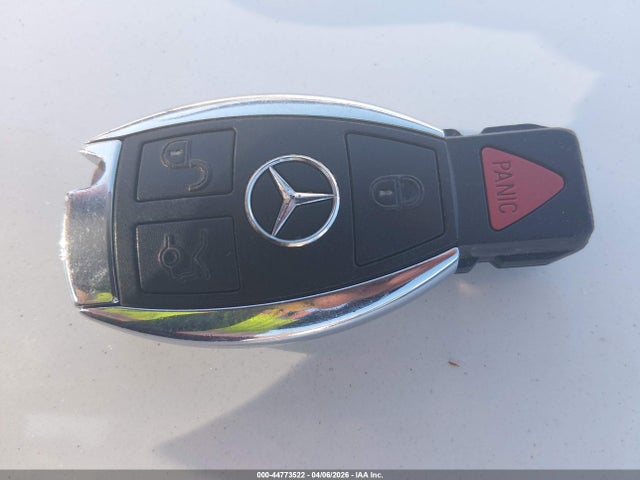 2012 Mercedes-benz C 63 Amg მანქანა იყიდება აუქციონზე, vin: WDDGF7HB7CA679619, აუქციონის ნომერი: 44773522