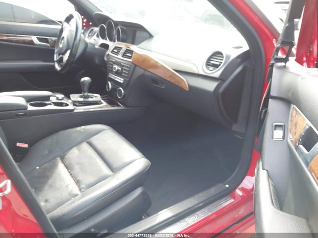 Продаж на аукціоні авто 2012 Mercedes-benz C 250 Sport, vin: WDDGF4HB3CA639827, номер лоту: 44773536