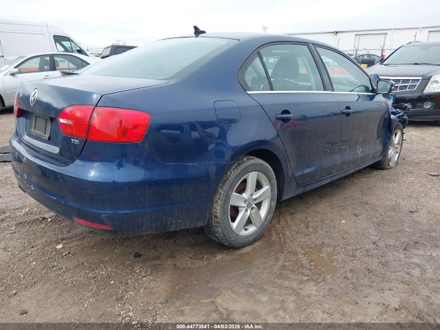 2012 Volkswagen Jetta 2.0l Tdi მანქანა იყიდება აუქციონზე, vin: 3VWLL7AJXCM393377, აუქციონის ნომერი: 44773541