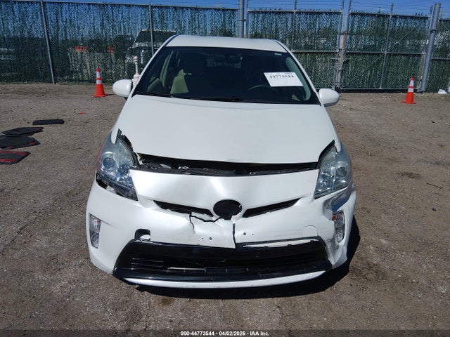 Toyota Prius Two 2014 JTDKN3DU8E1758033 Image 12