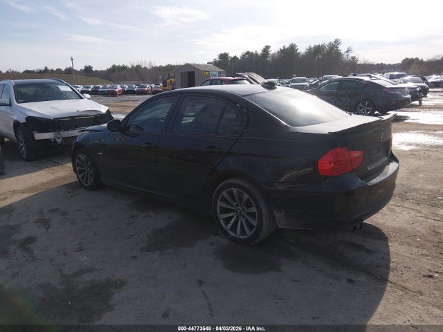 44773548 :رقم المزاد ، WBAPK5G55BNN81957 vin ، 2011 Bmw 328i Xdrive مزاد بيع