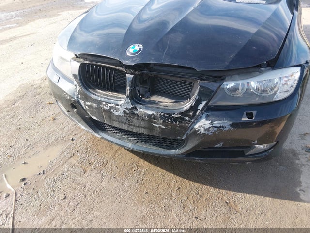 44773548 :رقم المزاد ، WBAPK5G55BNN81957 vin ، 2011 Bmw 328i Xdrive مزاد بيع