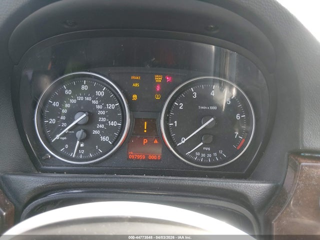 44773548 :رقم المزاد ، WBAPK5G55BNN81957 vin ، 2011 Bmw 328i Xdrive مزاد بيع