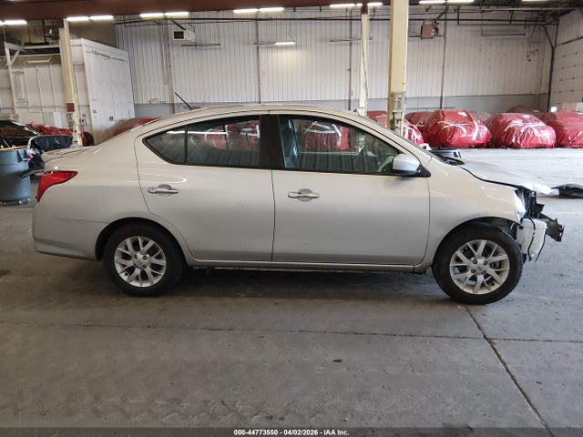 3N1CN7AP5JL871647 Nissan Versa 1.6 Sv