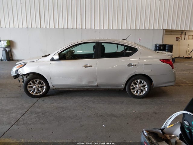 3N1CN7AP5JL871647 Nissan Versa 1.6 Sv