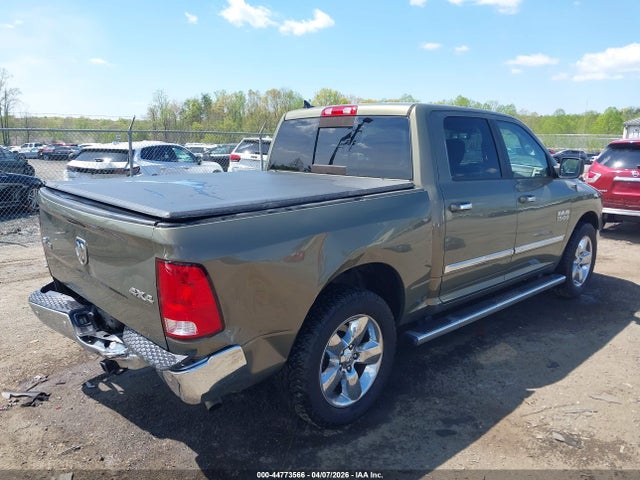 2015 RAM 1500 1C6RR7LG1FS679909 Photo 3