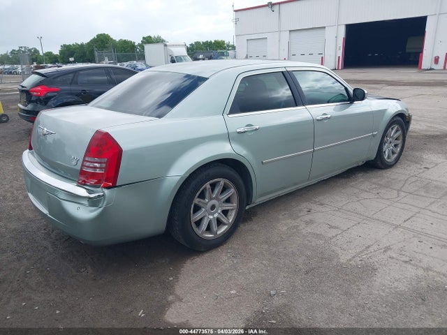 Продажа на аукционе авто 2006 Chrysler 300c, vin: 2C3LA63H56H240507, номер лота: 44773575