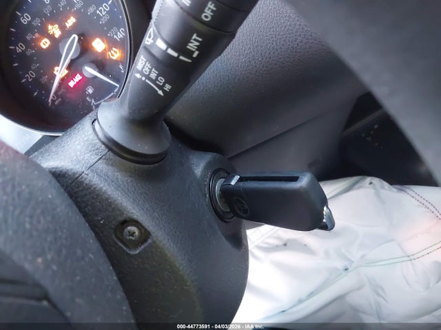 JTNKHMBX5L1074527 Toyota C-HR LE