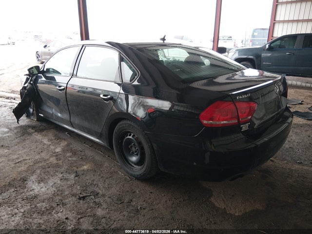 2014 Volkswagen Passat 1.8t S მანქანა იყიდება აუქციონზე, vin: 1VWAS7A31EC096420, აუქციონის ნომერი: 44773619