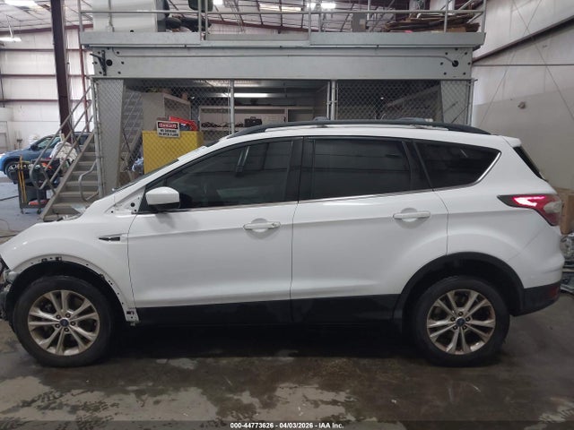 1FMCU9G91HUB02935 Ford ESCAPE SE