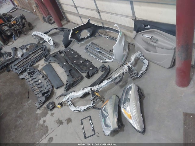 1FMCU9G91HUB02935 Ford ESCAPE SE