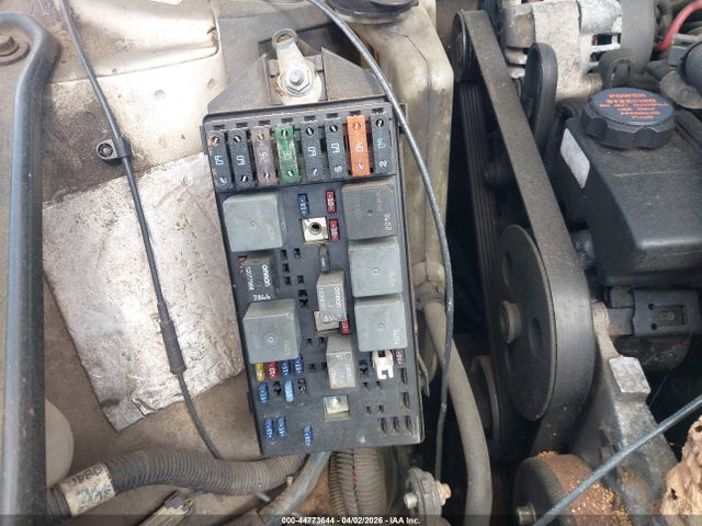1999 Buick Century Custom მანქანა იყიდება აუქციონზე, vin: 2G4WS52M8X1531331, აუქციონის ნომერი: 44773644