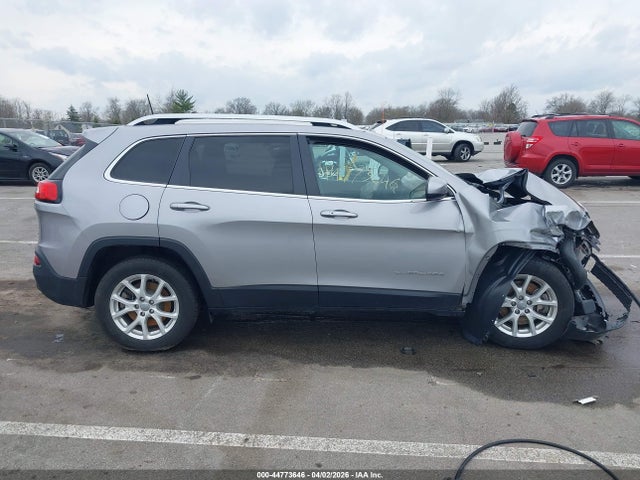 1C4PJLLX6JD557026 Jeep Cherokee Latitude Plus Fwd