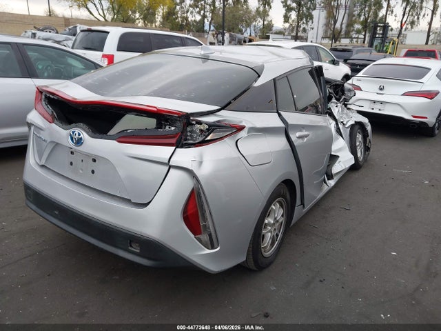 JTDKARFP4H3007624 Toyota Prius Prime Premium