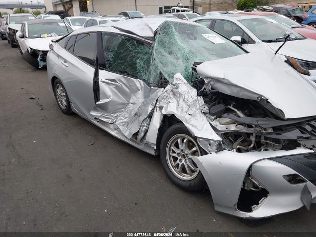 JTDKARFP4H3007624 Toyota Prius Prime Premium