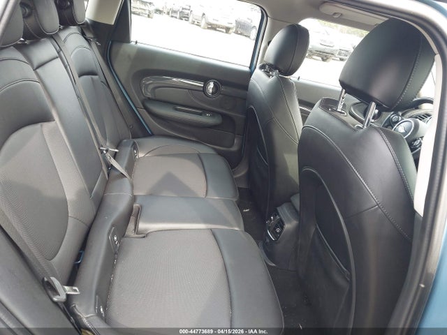 Mini Clubman Cooper S 2017 WMWLU5C50H2E80983 Image 8