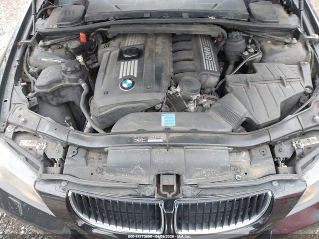 44773698 :رقم المزاد ، WBAVT735X7FZ35785 vin ، 2007 Bmw 328xi مزاد بيع
