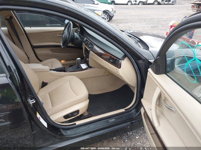 44773698 :رقم المزاد ، WBAVT735X7FZ35785 vin ، 2007 Bmw 328xi مزاد بيع