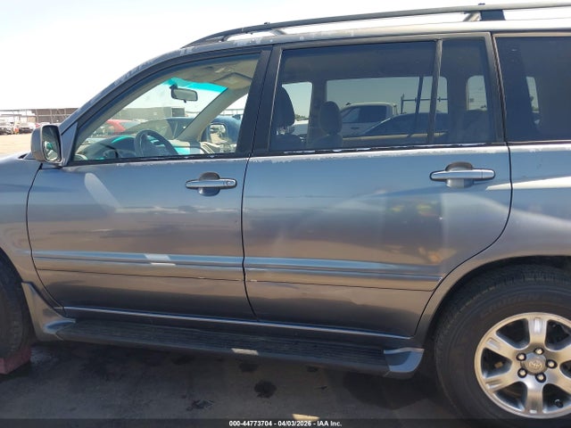 Aukcja sprzedaży 2005 Toyota Highlander V6, vin: JTEDP21A550081807, numer aukcji: 44773704