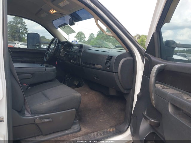 2011 CHEVROLET SILVERADO 2500HD 1GC1KXC89BF169040 Photo 4