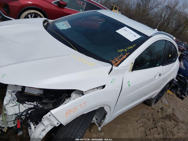 2021 Honda Hr-v Awd Sport მანქანა იყიდება აუქციონზე, vin: 3CZRU6H18MM704293, აუქციონის ნომერი: 44773736