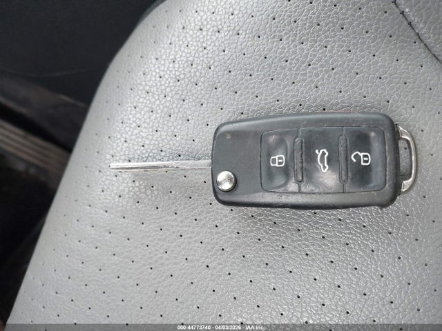 Продаж на аукціоні авто 2013 Volkswagen Jetta Hybrid Se, vin: 3VW637AJ0DM237170, номер лоту: 44773740