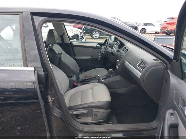 Продаж на аукціоні авто 2013 Volkswagen Jetta Hybrid Se, vin: 3VW637AJ0DM237170, номер лоту: 44773740